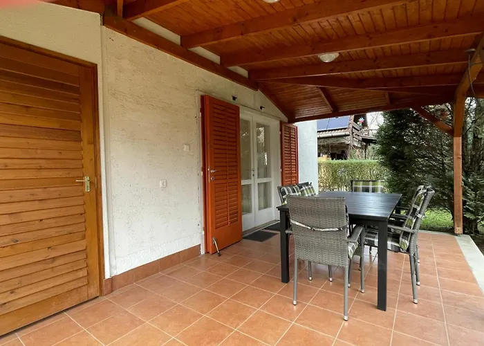 شقة Hausol Vendeghaz *